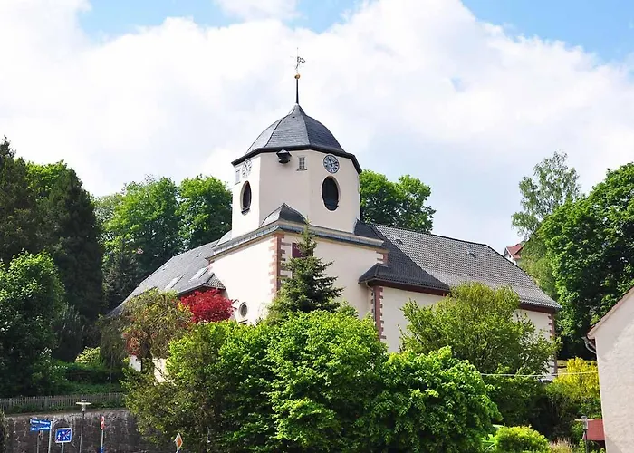 Ferienwohnungen.ruhla * ルーラ